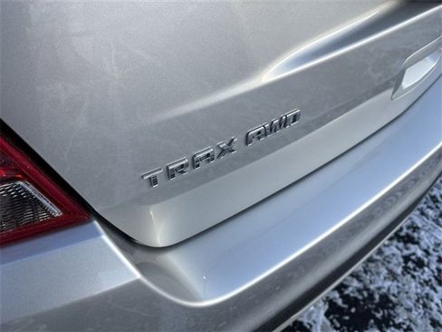 Used 2022 Chevrolet Trax LT w/ LT Convenience Package image 30