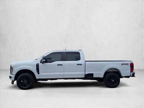 Used 2024 Ford F250 XL w/ STX Appearance Package AWD/4WD image 9