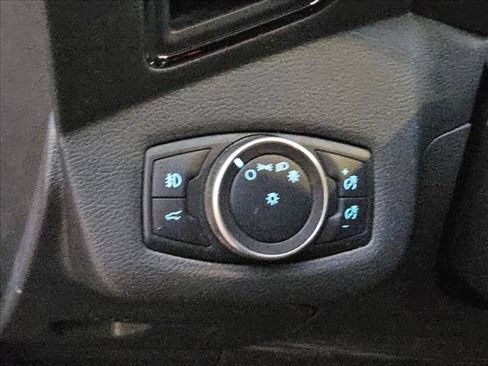 Used 2019 Ford Escape Titanium FWD image 23