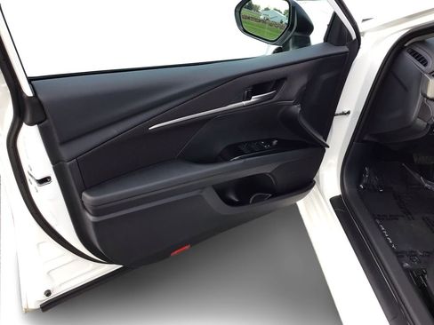Used 2026 Toyota Camry LE FWD image 20