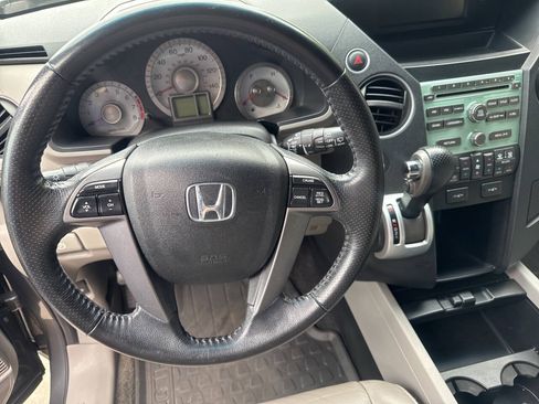 Used 2011 Honda Pilot EX-L image 17