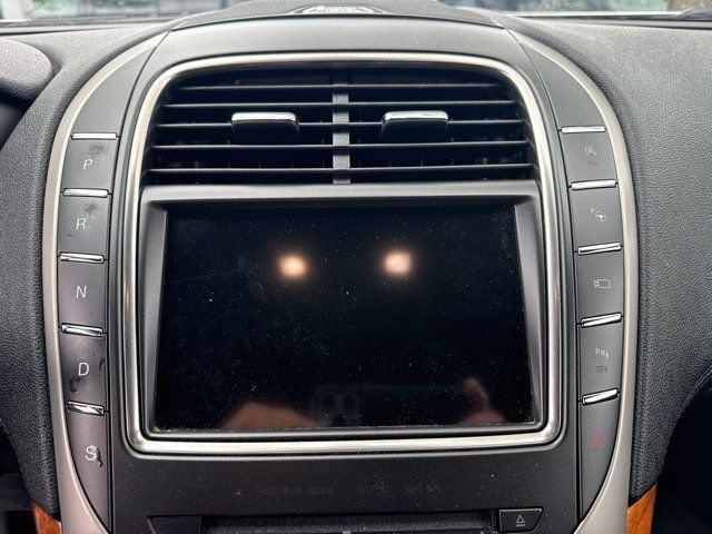 Used 2020 Lincoln Nautilus Reserve w/ Equipment Group 201A AWD/4WD image 14