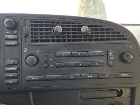 Used 2005 Saab 9-3 Linear image 8