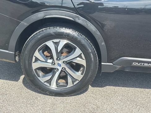 Used 2020 Subaru Outback Touring AWD/4WD image 11