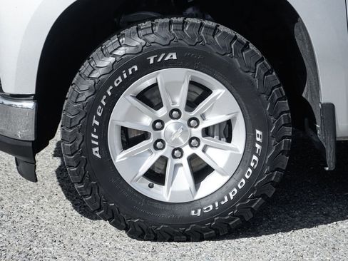 Used 2020 Chevrolet Silverado 1500 LT w/ Fleet Comfort Package image 39