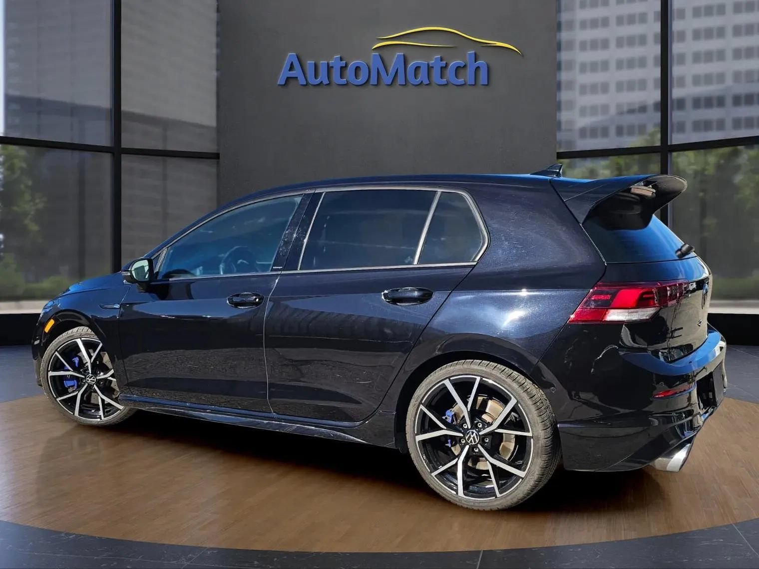 Used 2024 Volkswagen Golf R AWD/4WD image 6