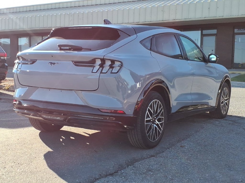 Used 2024 Ford Mustang Mach-E Premium AWD/4WD image 5
