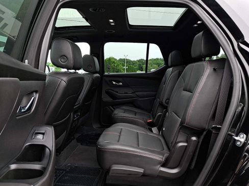 Used 2024 Chevrolet Traverse RS AWD/4WD image 12