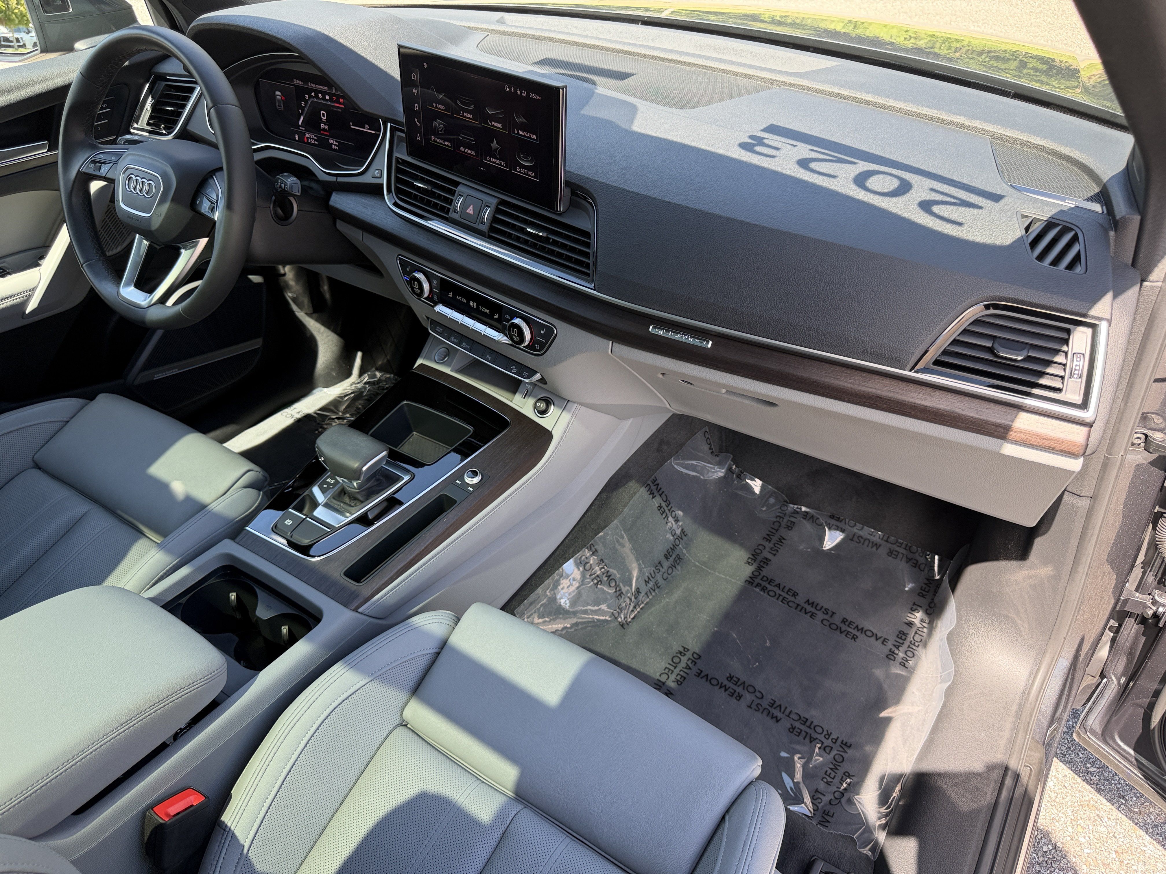 Certified 2023 Audi Q5 2.0T Premium Plus AWD/4WD image 13