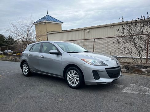Used 2013 MAZDA MAZDA3 i Touring image 29