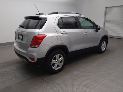 Used 2022 Chevrolet Trax LT w/ Driver Confidence Package AWD/4WD image 10
