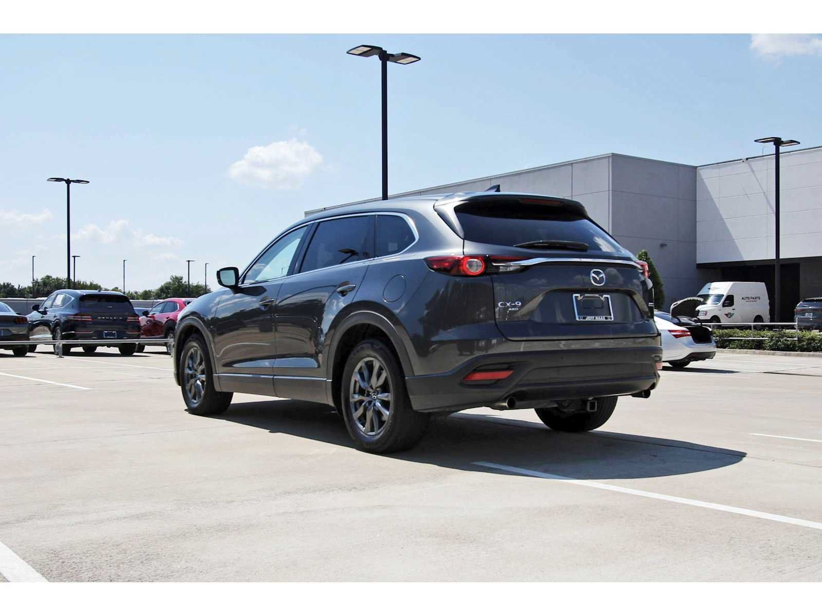 Used 2021 MAZDA CX-9 Touring w/ Touring Premium Package AWD/4WD image 2