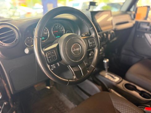 Used 2017 Jeep Wrangler Unlimited Sport AWD/4WD image 27