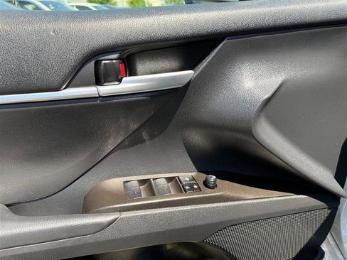 Used 2023 Toyota Camry LE w/ Convenience Package FWD image 17