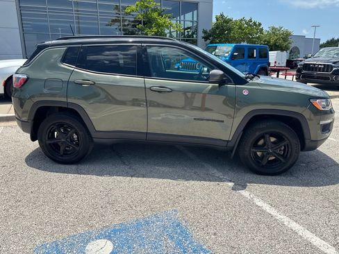 Used 2019 Jeep Compass Trailhawk AWD/4WD image 35