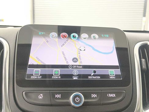 Used 2018 Chevrolet Equinox Premier FWD image 26
