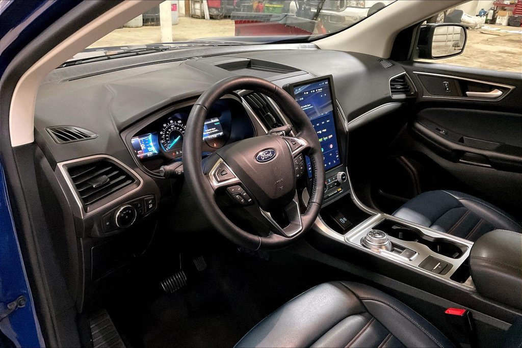 Certified 2023 Ford Edge SEL w/ Sport Appearance Package AWD/4WD image 13