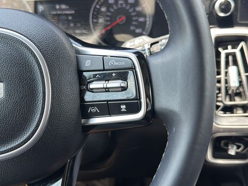 Used 2023 Kia Sorento EX w/ Panoramic Sunroof Package FWD image 26