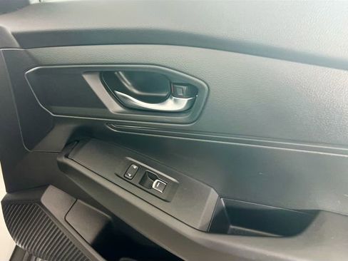 Used 2023 Honda Accord LX image 29