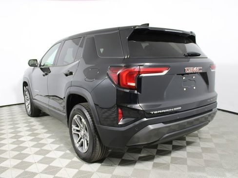 Used 2025 GMC Terrain Elevation AWD/4WD image 32