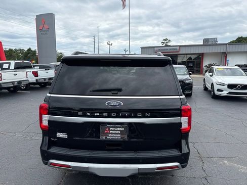 Used 2024 Ford Expedition XLT RWD image 7