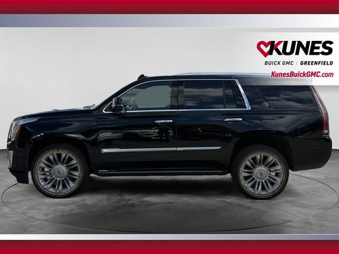 Used 2020 Cadillac Escalade Platinum AWD/4WD image 6