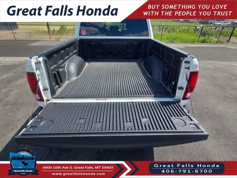 Used 2019 RAM 1500 Warlock AWD/4WD image 10