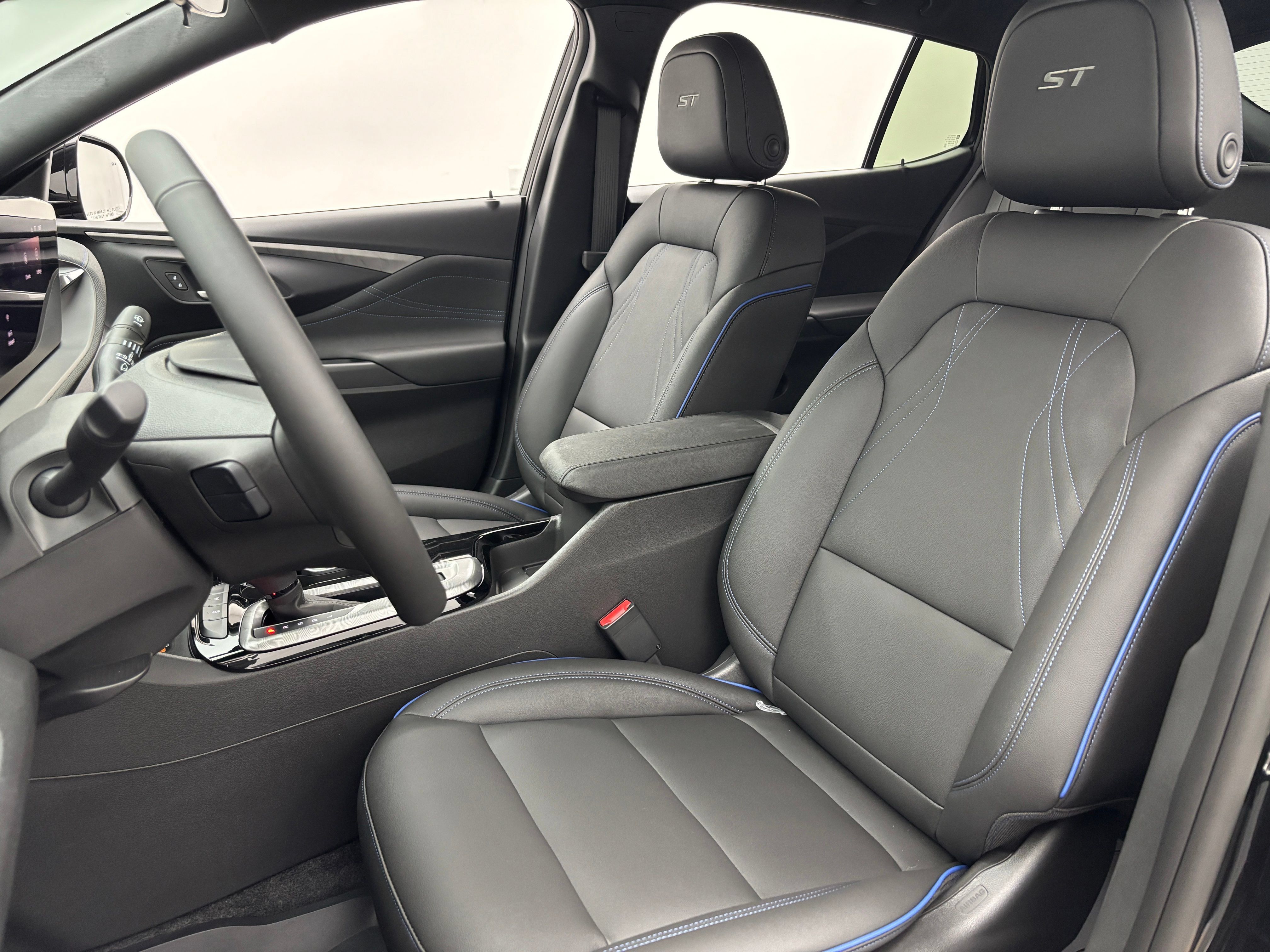 New 2026 Buick Envista Sport Touring w/ Convenience I Package FWD image 17