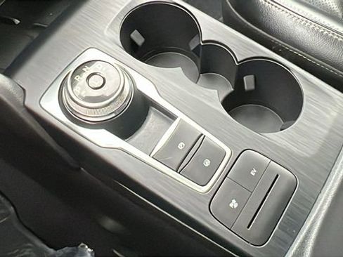 Used 2022 Ford Escape SEL w/ Technology Package image 27