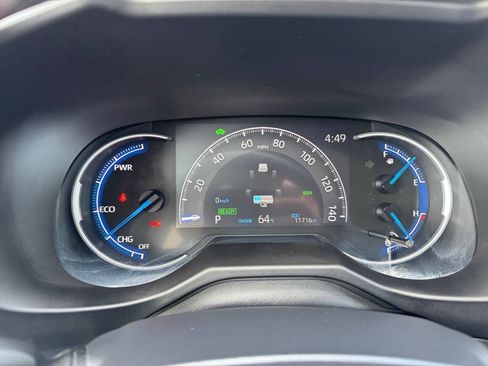 Used 2024 Toyota RAV4 LE AWD/4WD image 18