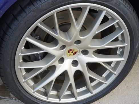 Used 2020 Porsche Panamera 4 AWD/4WD image 11