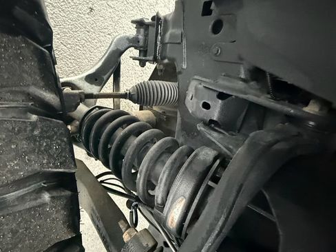 Used 2014 Ford F150 Platinum image 11