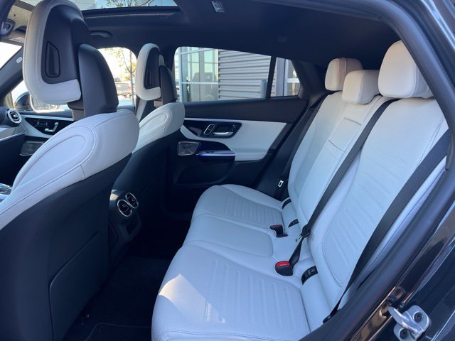 Used 2026 Mercedes-Benz GLC 300 4MATIC image 18