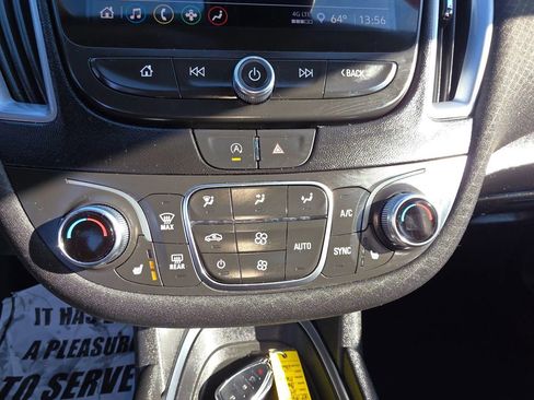 Used 2024 Chevrolet Malibu LT FWD image 16