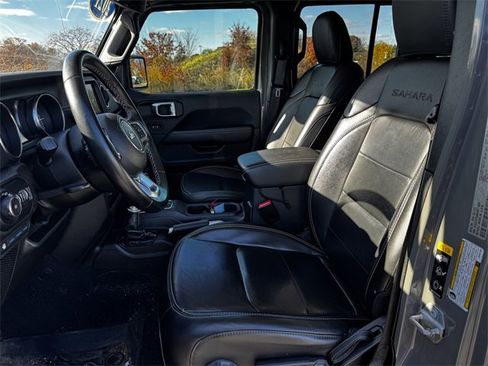 Used 2021 Jeep Wrangler Unlimited Sahara image 22