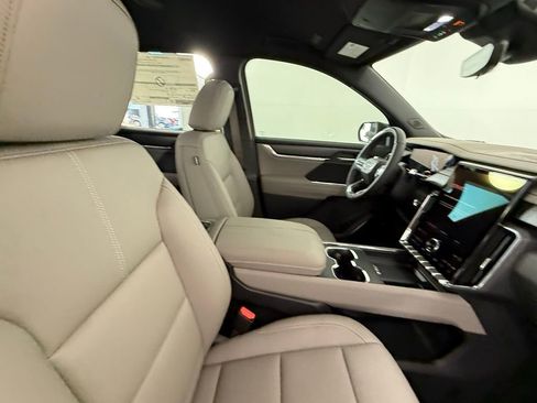 New 2026 GMC Acadia Elevation w/ Super Cruise Package image 39