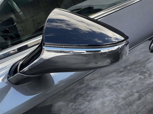 Used 2022 Lexus IS 350 F Sport w/ Memory Package image 9