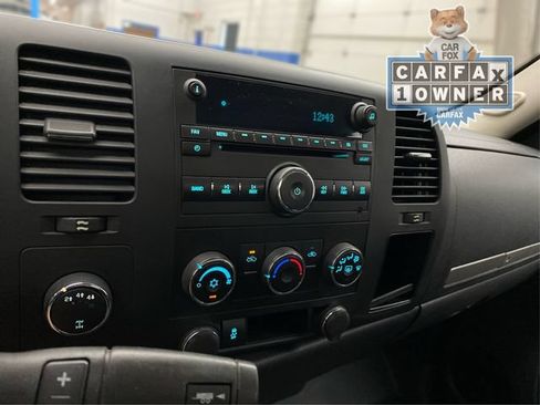 Used 2013 Chevrolet Silverado 2500 LT w/ Snow Plow Prep Package AWD/4WD image 26