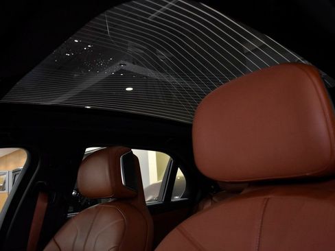 Used 2025 BMW 760i xDrive image 50