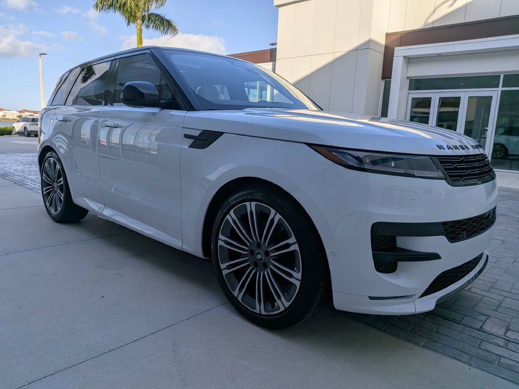 Certified 2024 Land Rover Range Rover Sport Dynamic SE AWD/4WD image 7