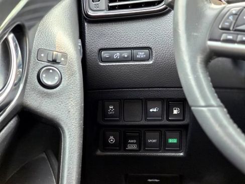 Used 2018 Nissan Rogue SV w/ Premium Package AWD/4WD image 44