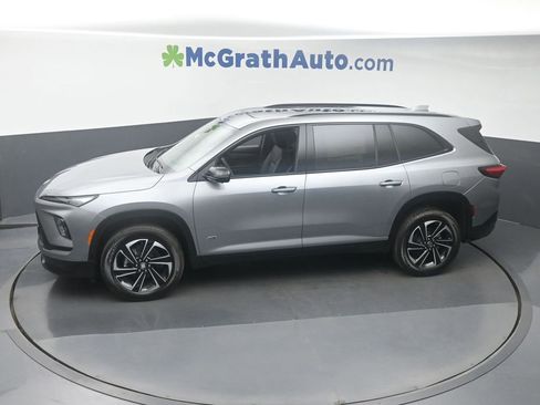 Used 2025 Buick Enclave Sport Touring w/ Power Package image 27