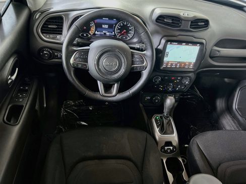 Used 2022 Jeep Renegade Latitude w/ Convenience Group AWD/4WD image 22