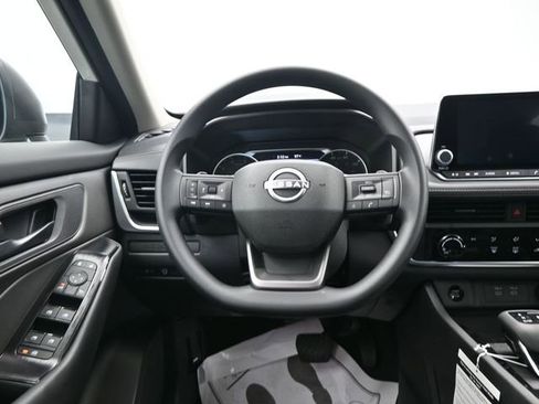 New 2026 Nissan Rogue S image 23