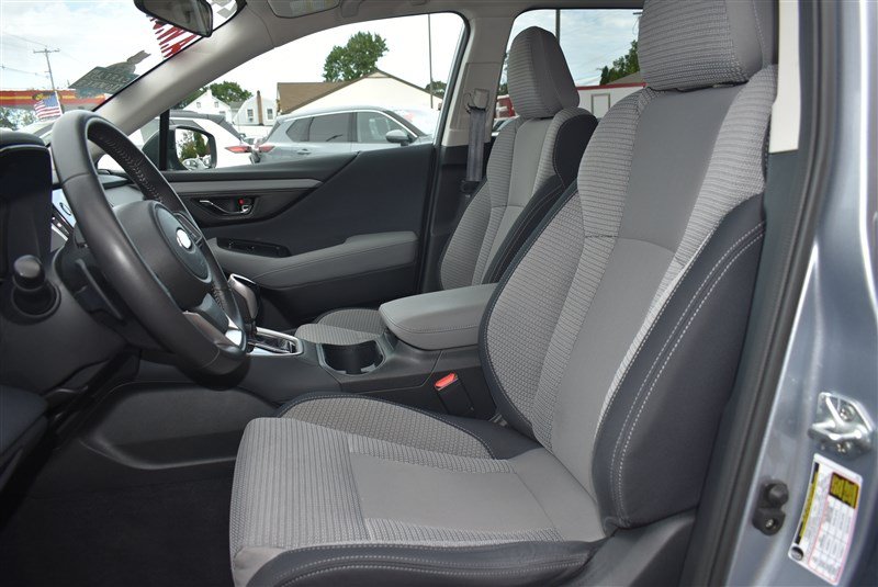 Used 2024 Subaru Outback Premium AWD/4WD image 10