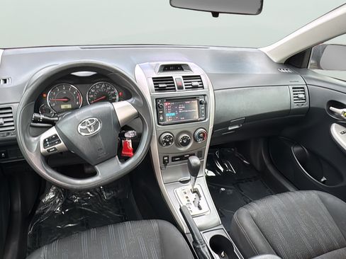Used 2013 Toyota Corolla S FWD image 14