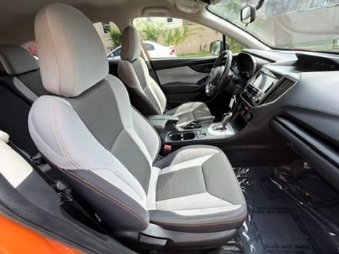 Used 2018 Subaru Crosstrek 2.0i Premium AWD/4WD image 23