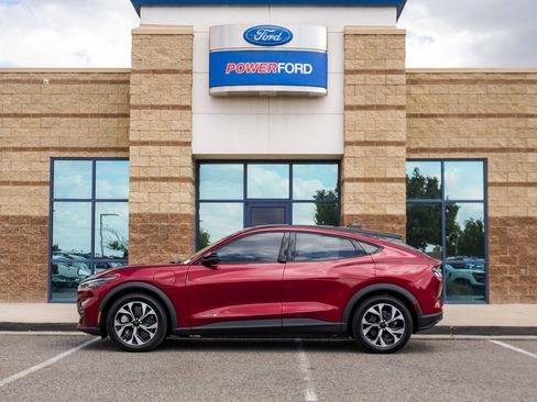 New 2025 Ford Mustang Mach-E Select image 9