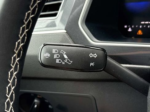 Used 2024 Volkswagen Tiguan S image 27