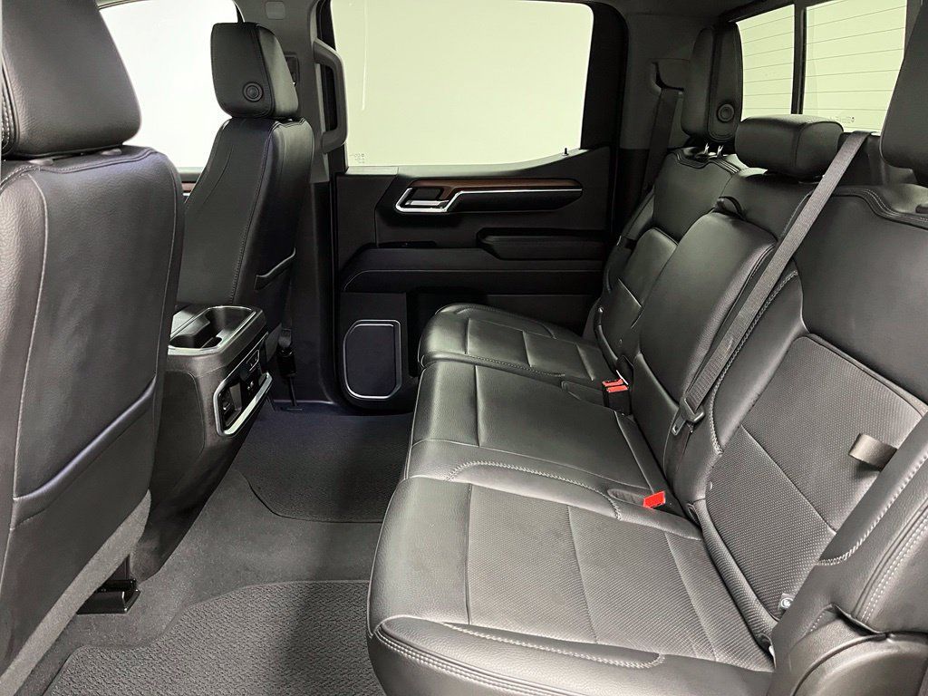 Used 2023 GMC Sierra 1500 Denali w/ Denali Reserve Package AWD/4WD image 47